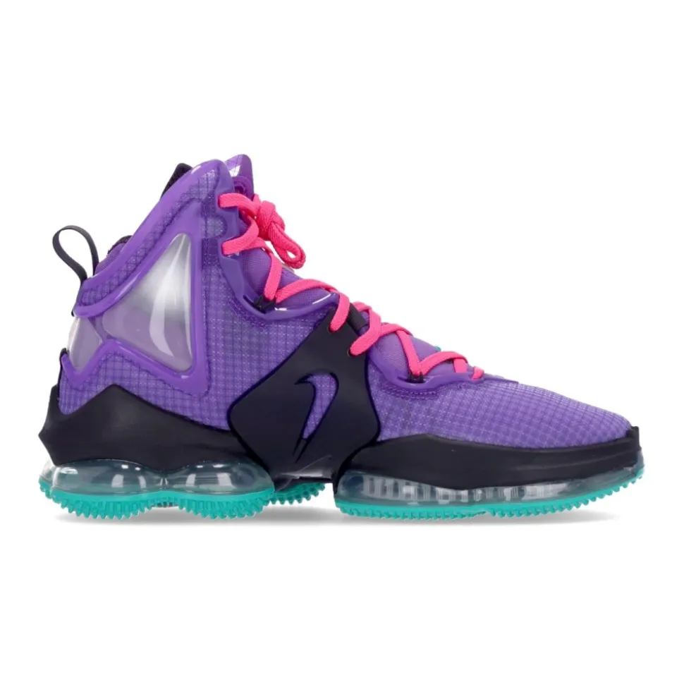 Buty do koszykówki LeBron 19