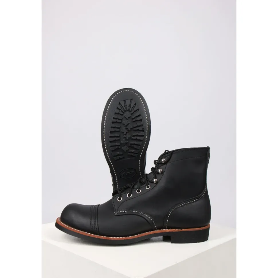 Buty sznurowane