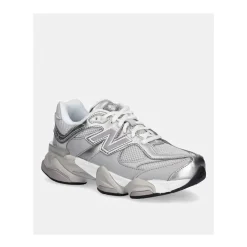 Buty sznurowane 9060