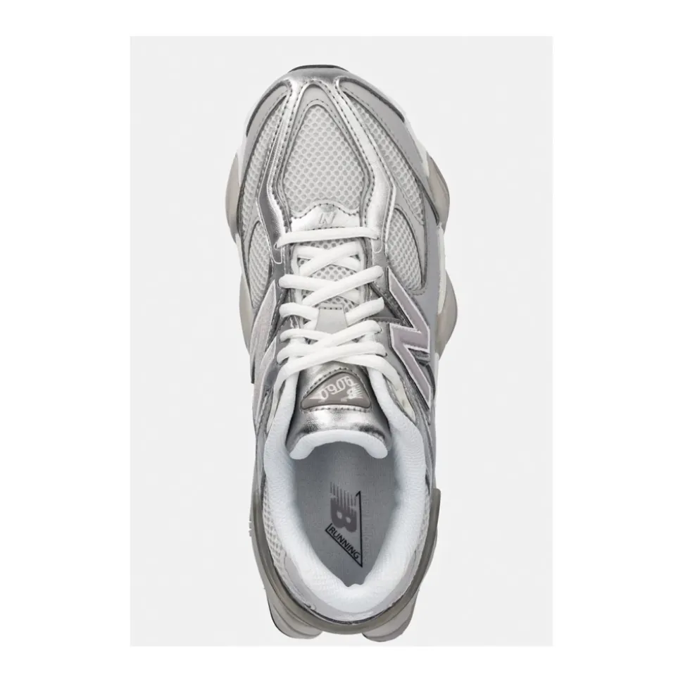 Buty sznurowane 9060