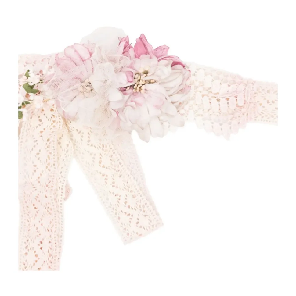 Cintura in pizzo con fiori applicati