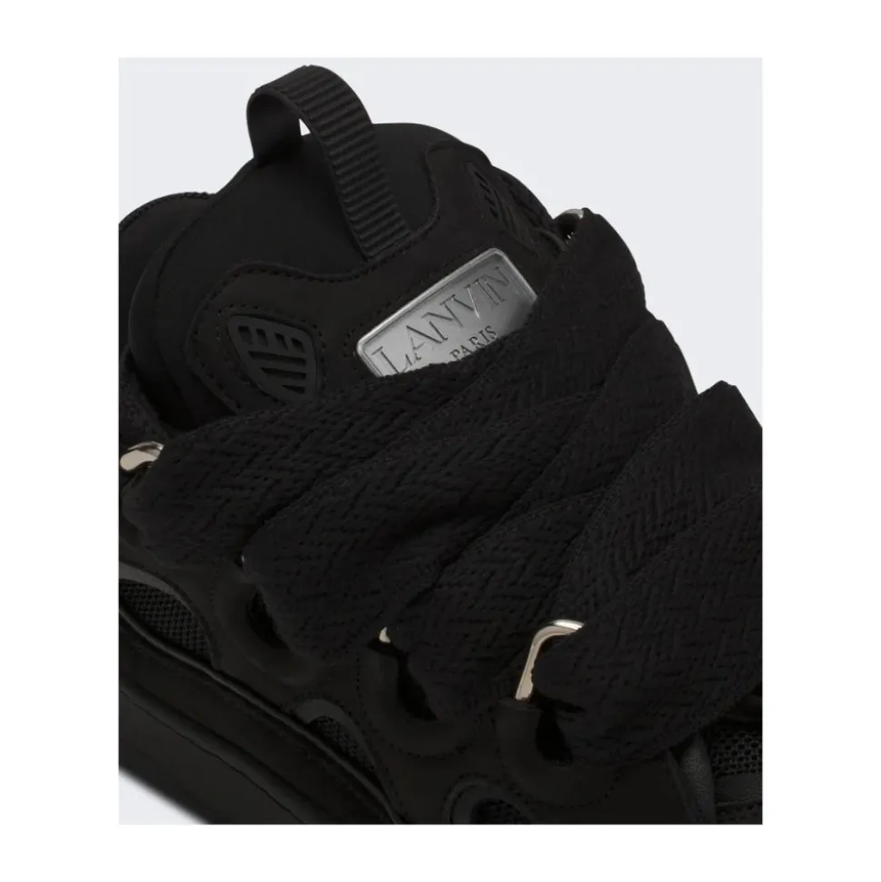 Curb Sneakers