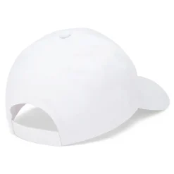 Czapka z daszkiem z plakietką