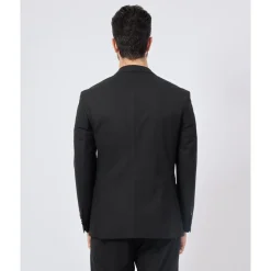 Czarna marynarka slim fit