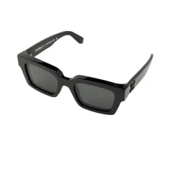 Czarne okulary przeciwsłoneczne Model Virgirl 1307