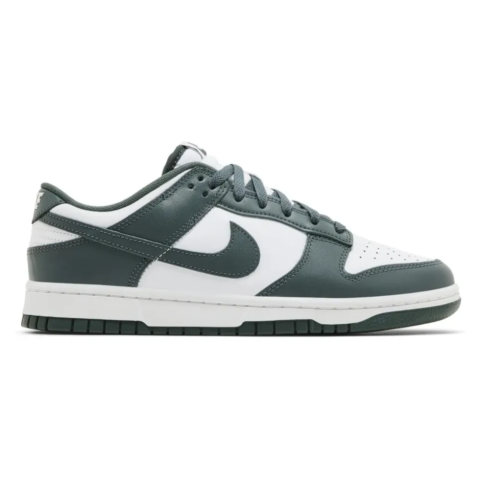 Dunk Low Retro
