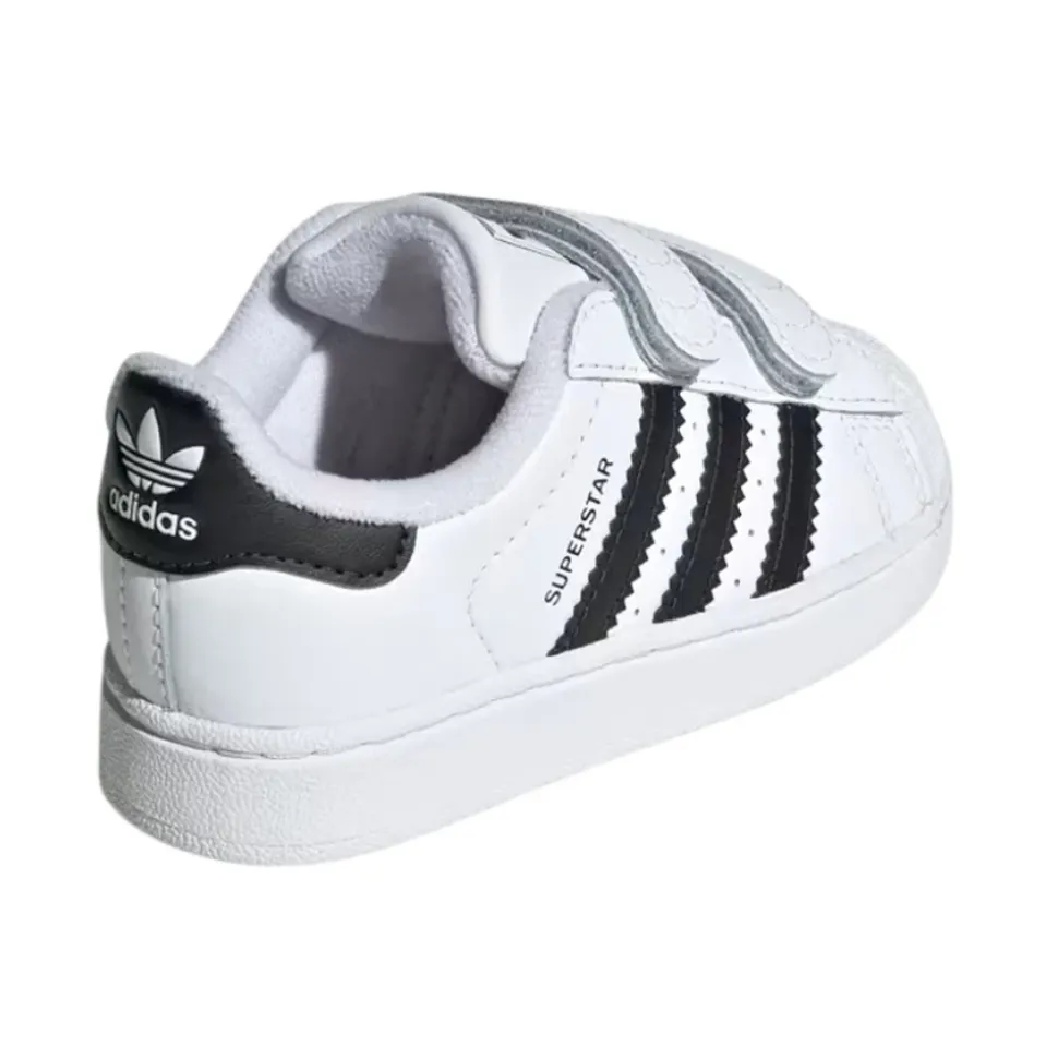 JI3990 Sneakers