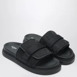 Klapki Chunky Slides