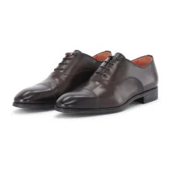 Klasyczne skórzane buty sznurowane
