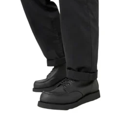 Klasyczne skórzane buty typu Moc, czarne