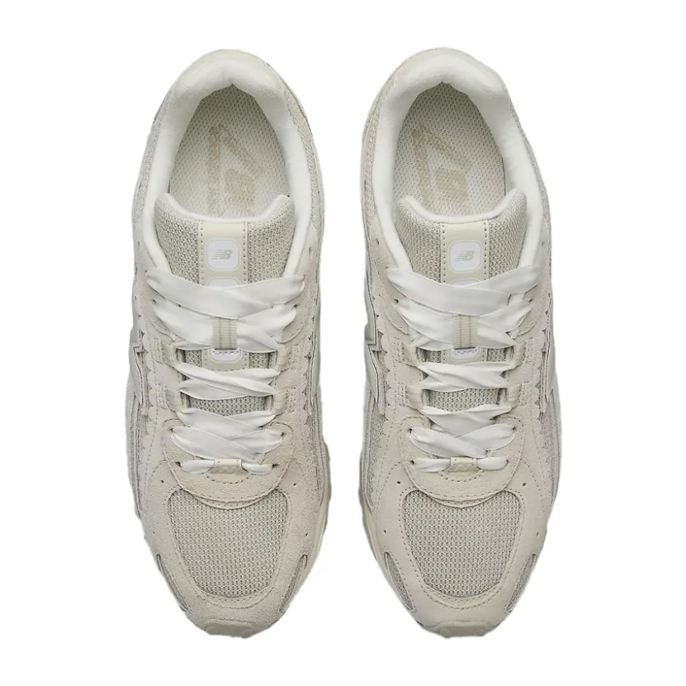 204L Sneakers