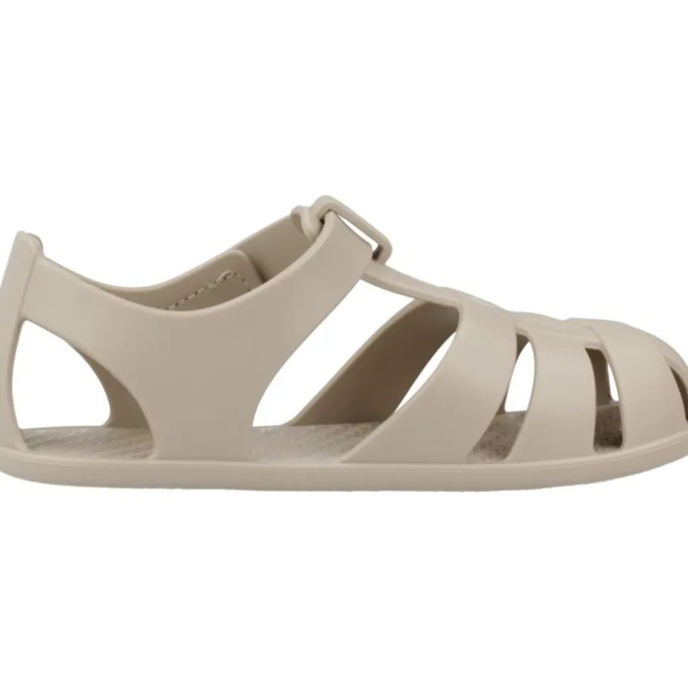 Nemo Solid Sandals