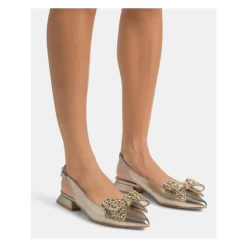 Płaskie buty z kokardką