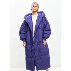 Puchowy płaszcz oversize