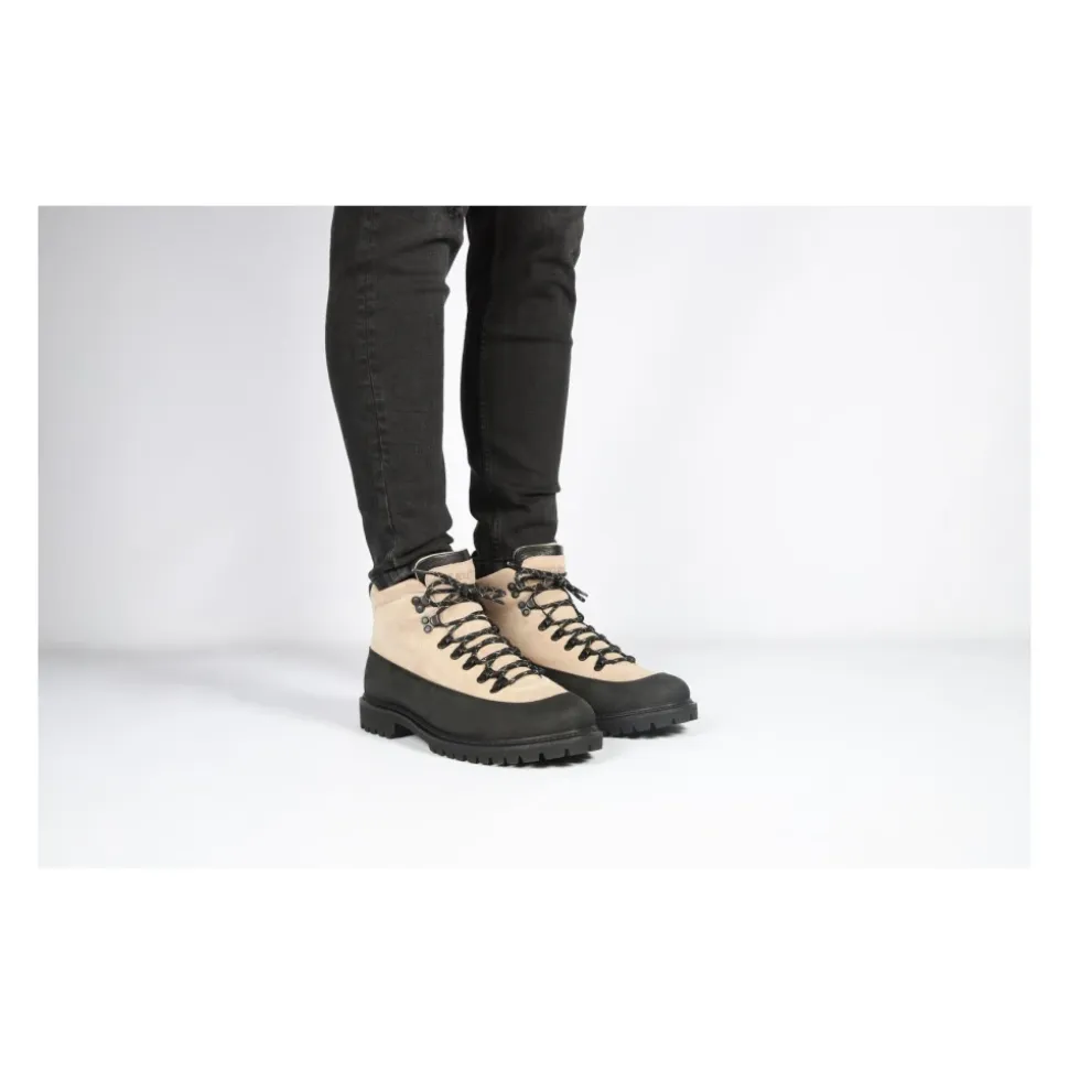 Rock Bear Boots
