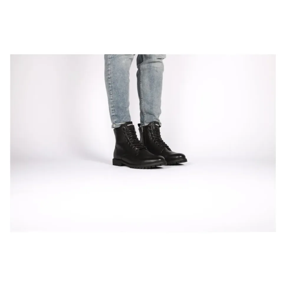 SG33 Lace Up Boots