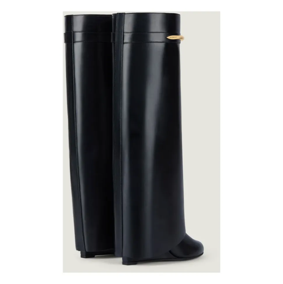 Shark Boots