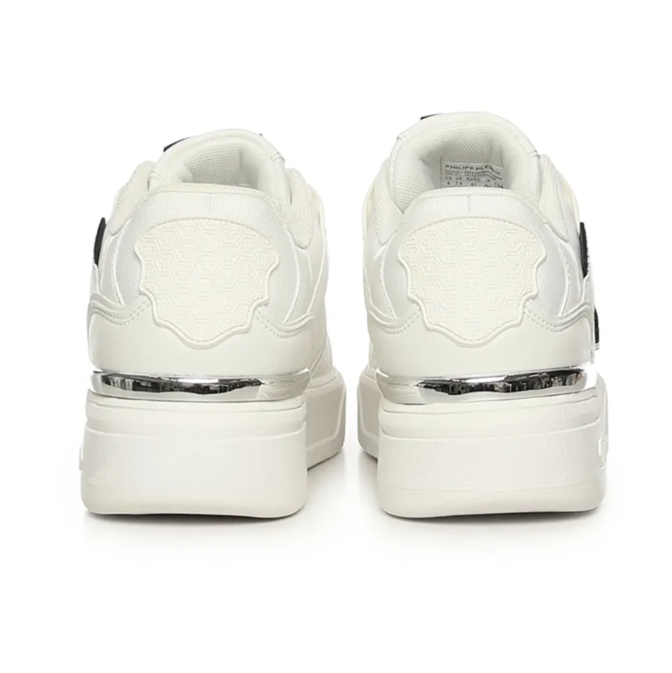 SK8R Low-Top Sneakers