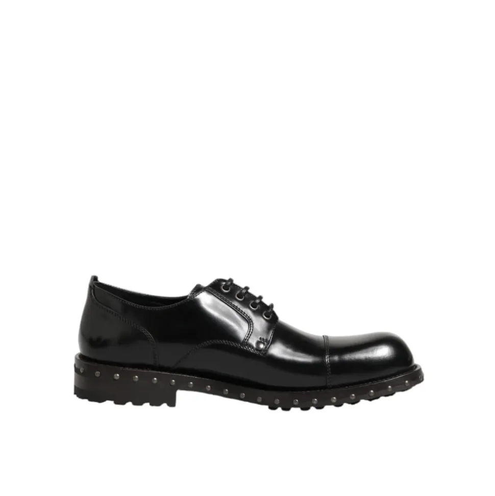 Skórzane, zdobione ćwiekami, eleganckie buty Derby