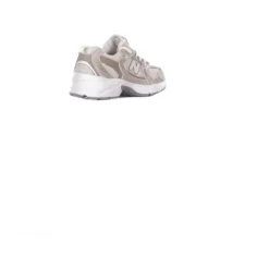 530 Sneakers