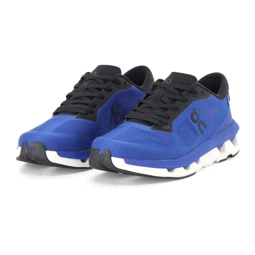 Sneakersy