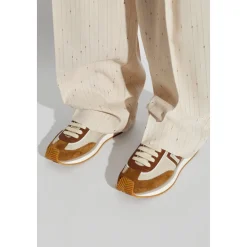 Sneakers z logo