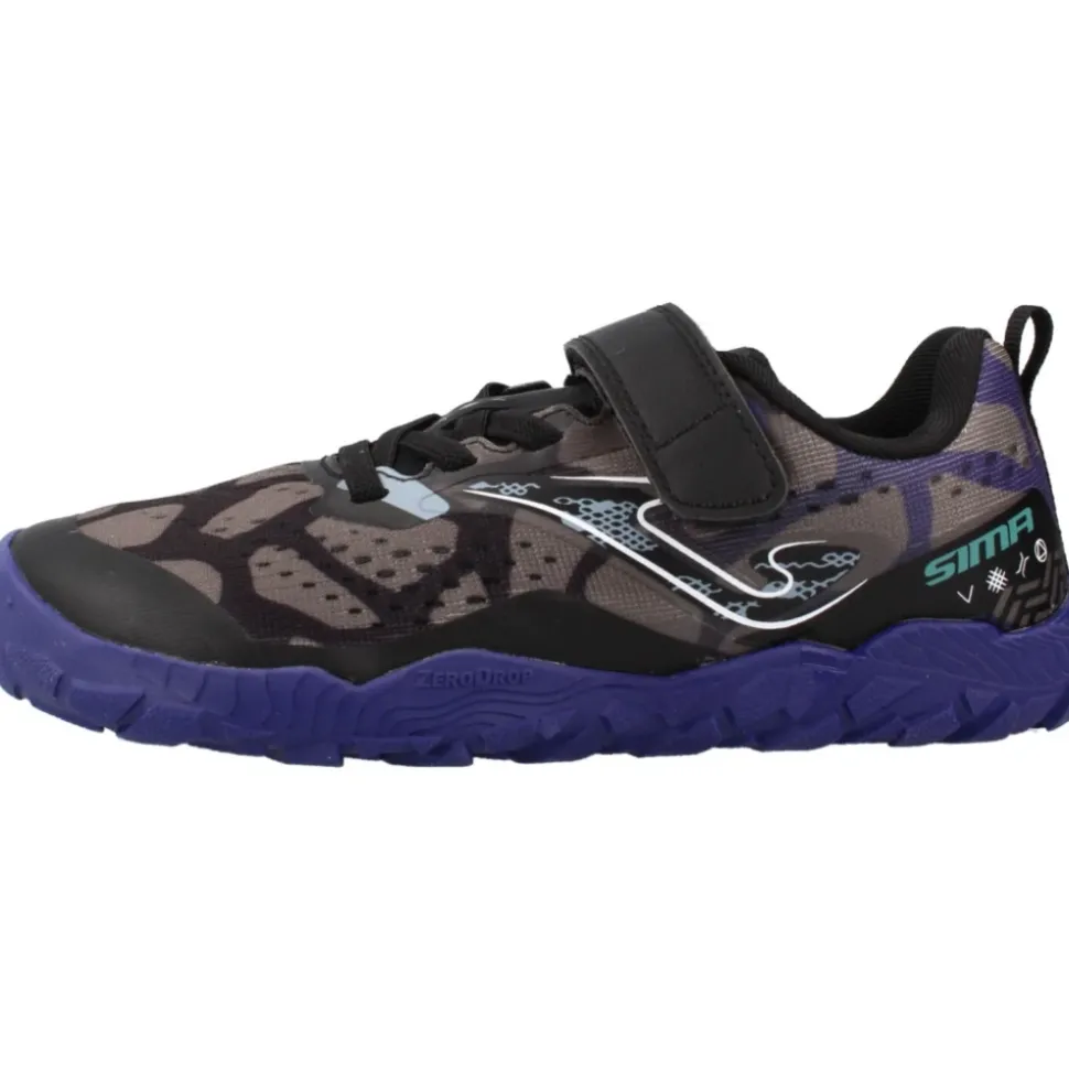 Sports Shoes