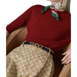 Stylowy pasek z klamrą