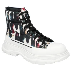 Tread Slick Quilted Boot