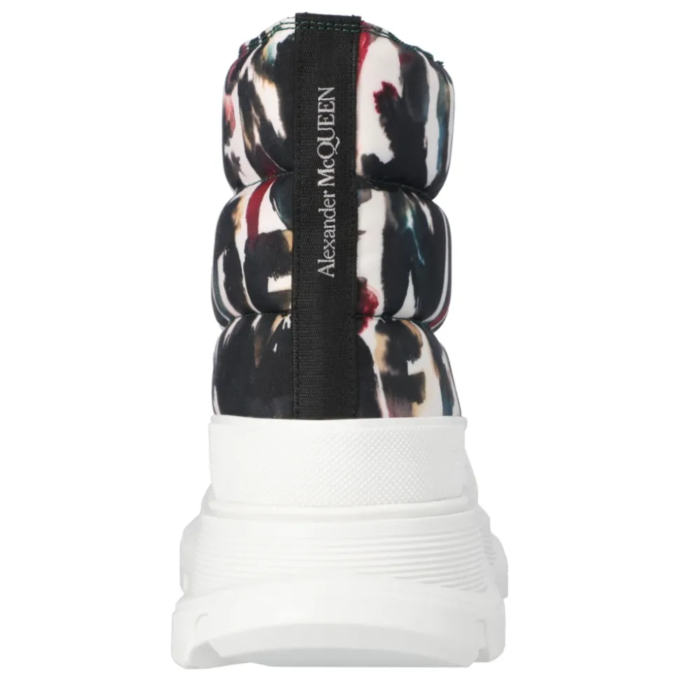 Tread Slick Quilted Boot