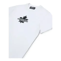 T-shirt o luźnym kroju