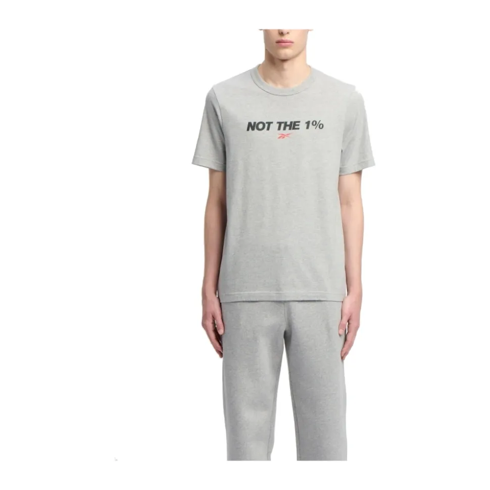 T-shirty