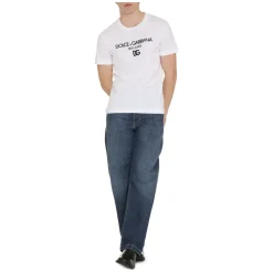 T-shirt z haftem