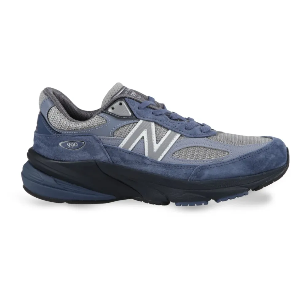 990v6 Sneakers