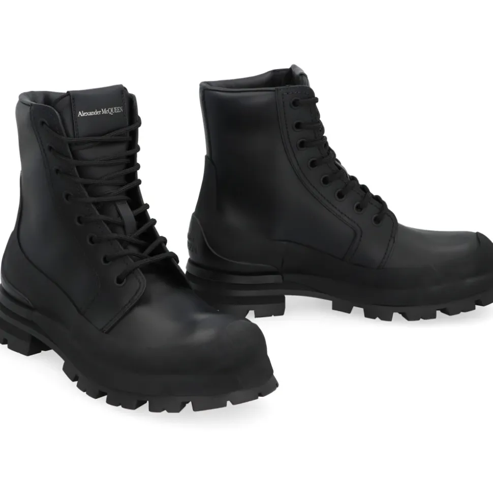 Wander Leather Lace-up Boots