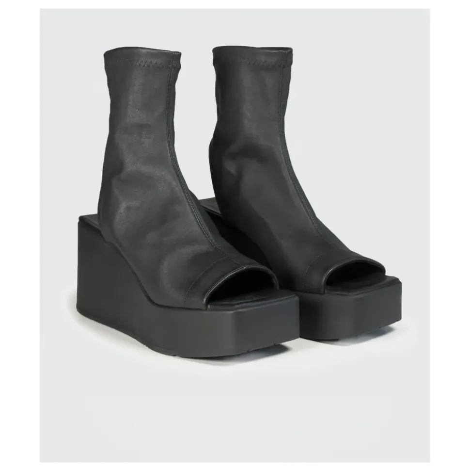Yoko Sandal