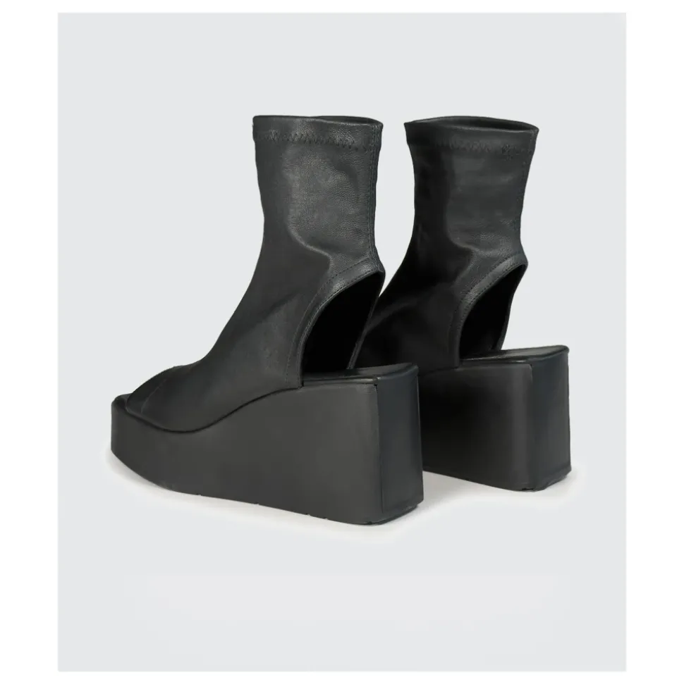 Yoko Sandal