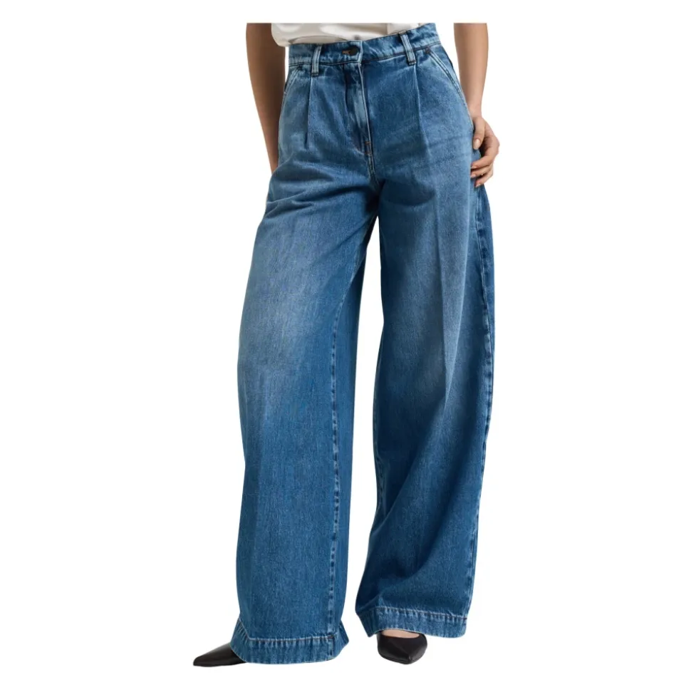 Zachary Jeans
